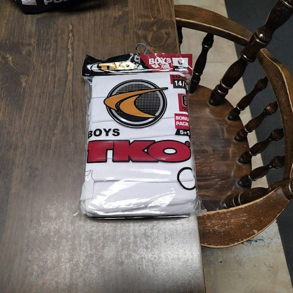 New TKO 6 Pack White Ribbed Tank Tops Size Boy's 14/16